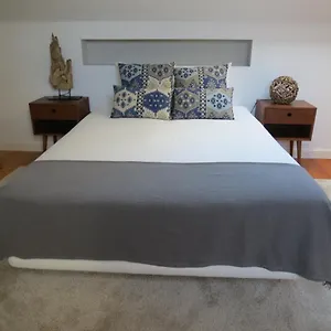 belem-25-duplex-apartment.hotels-lisbon-portugal.com/